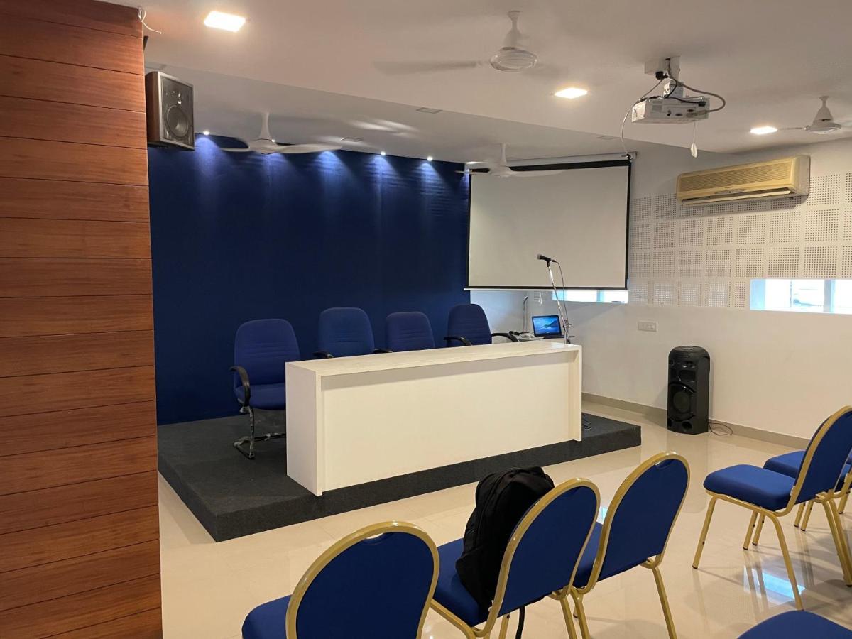 The Reach Hotel Kochi 外观 照片